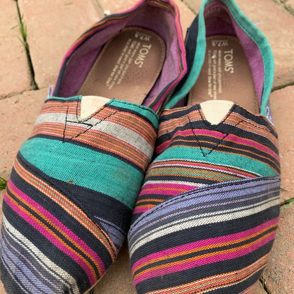 Women’s toms